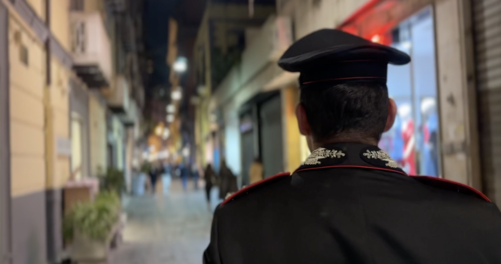 Napoli Carabinieri Nella Movida Di Chiaia Parcheggiatori Abusivi Nel