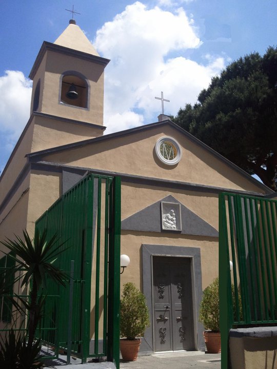 Ponticelli – Rione De Gasperi: “la chiesa abbandonata dalla chiesa”