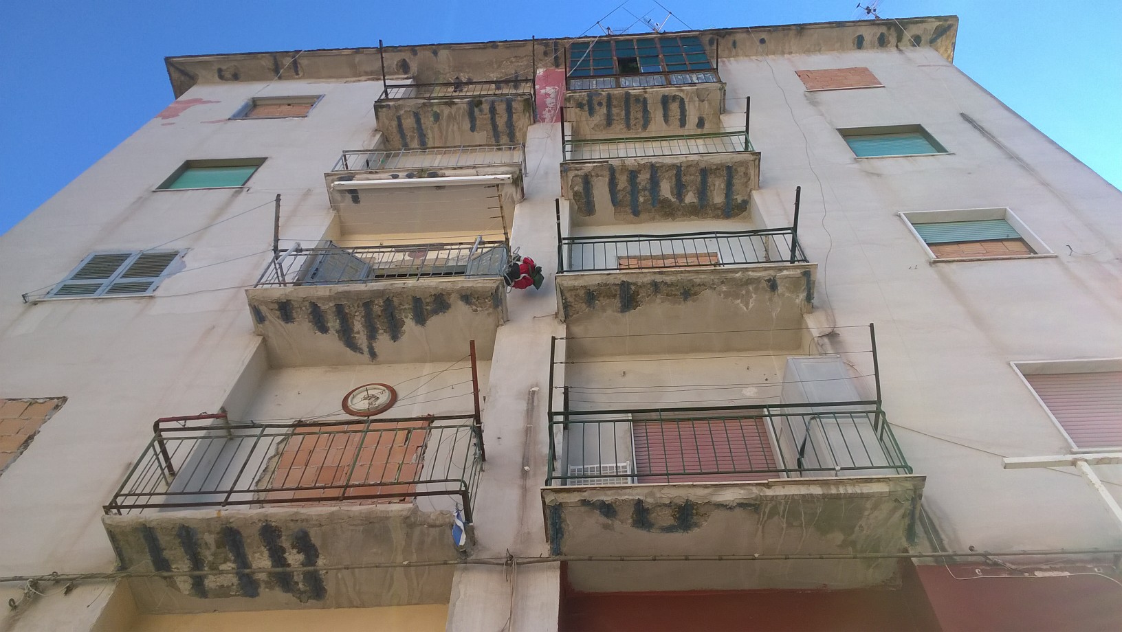 Nell’inferno del Rione De Gasperi di Ponticelli – Prima parte