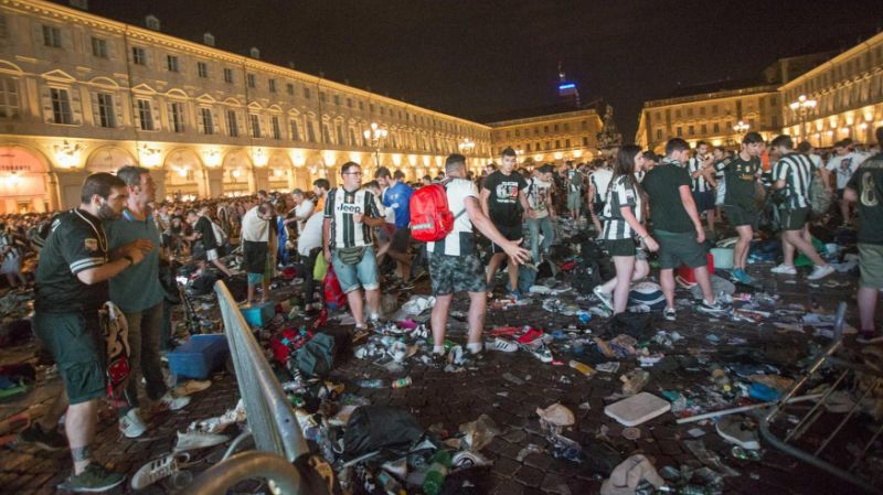 Video – finale Champions da incubo per i tifosi juventini in Piazza San Carlo: 1400 feriti