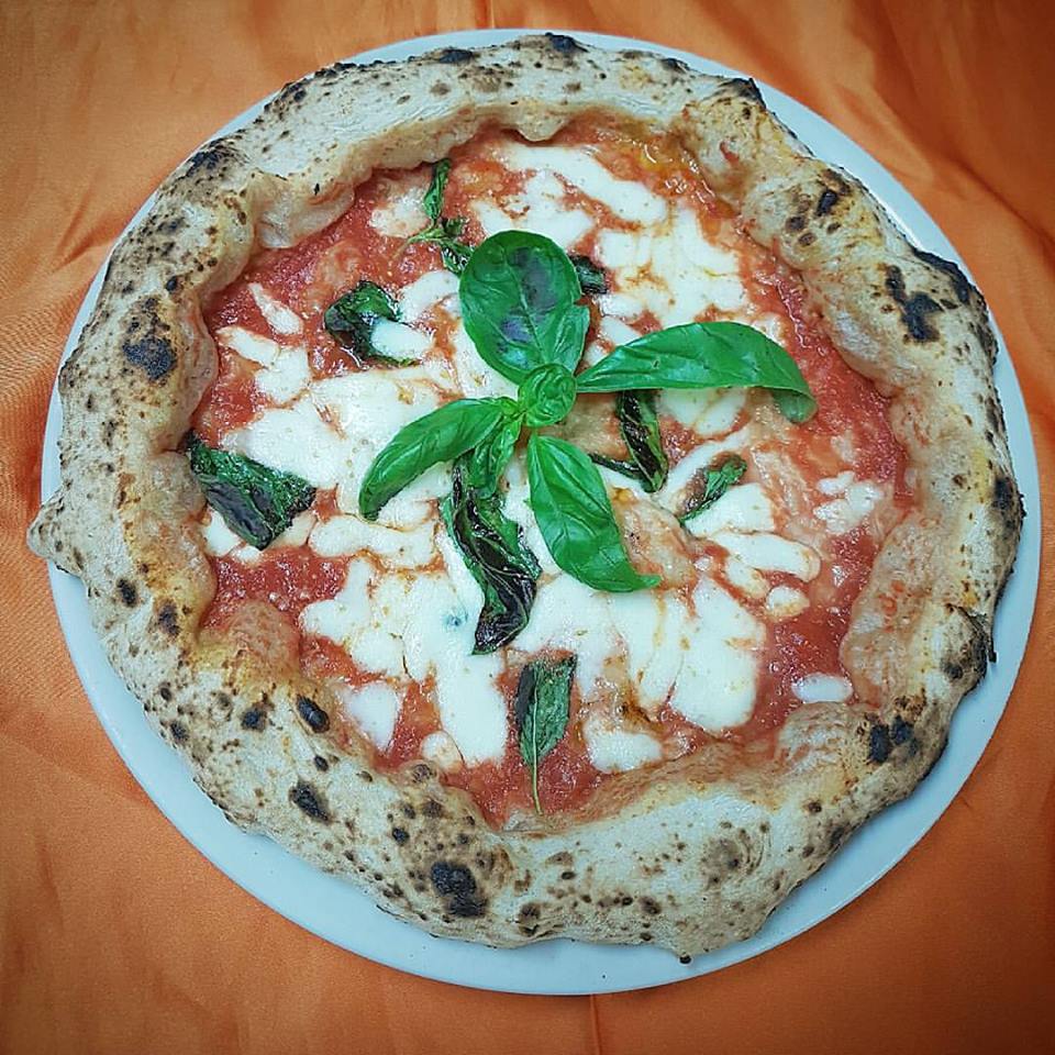 VIDEO – Le “Tre Margherite” del pizzaiolo Giovanni Prisco