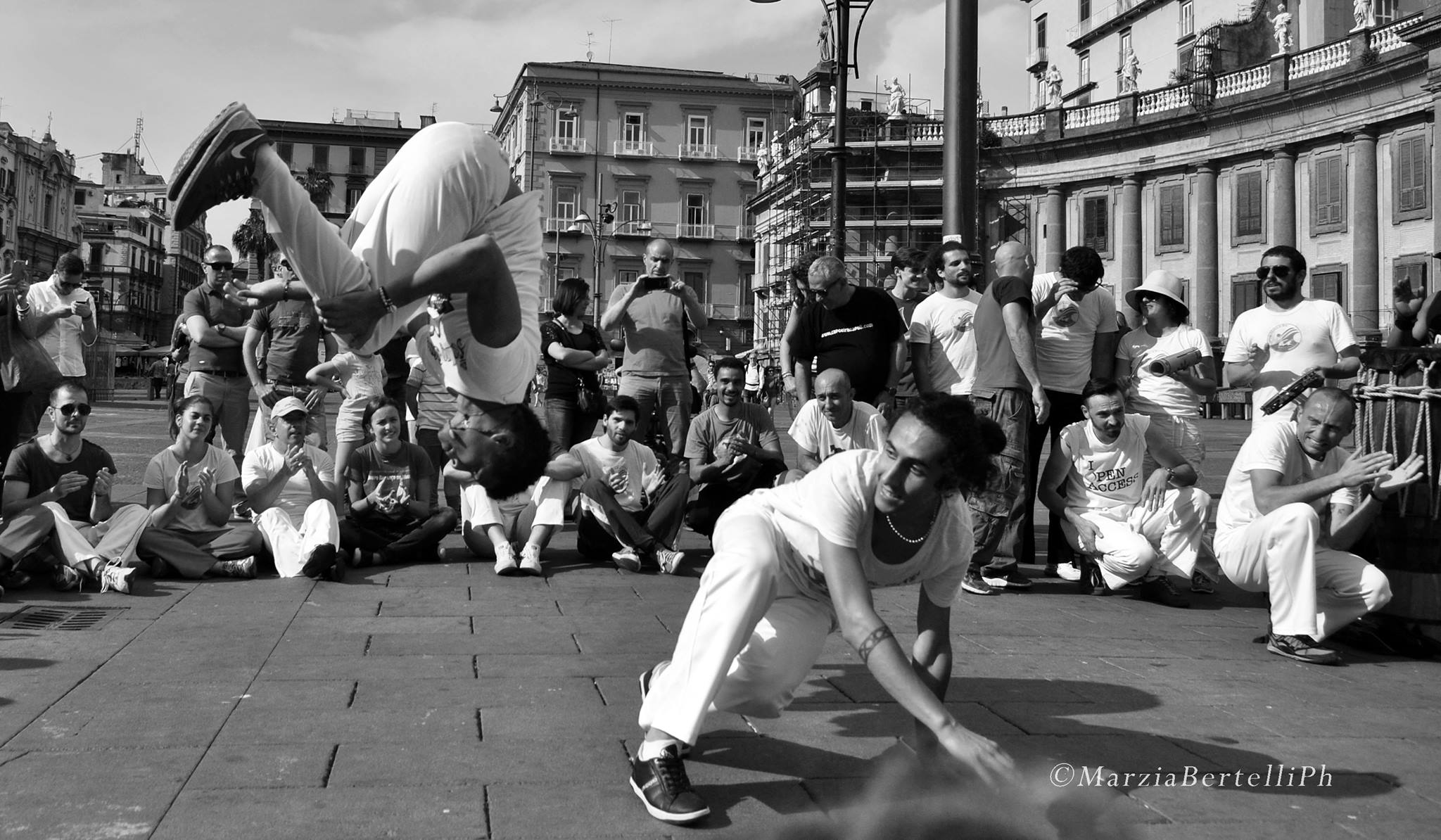 Al via la Kermesse “CAPOEIRA NA RUA 2018”: dall’11 al 13 maggio musica, danza e sport per le strade di Napoli