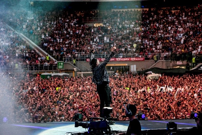 VIDEO-Vasco Rossi da record: 6 sold out su 6 al Sansiro