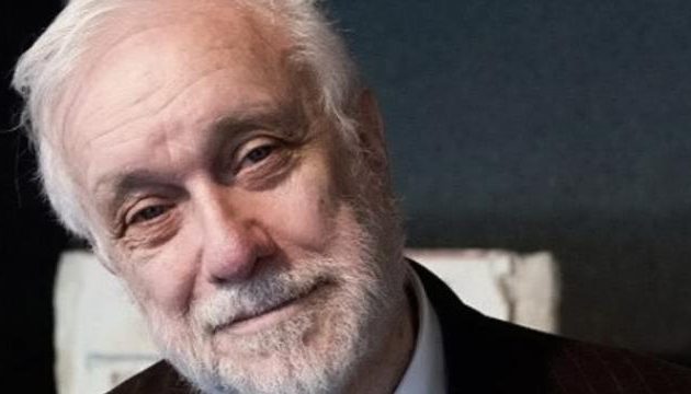 E’ morto Luciano De Crescenzo: Napoli piange uno dei suoi figli più amati