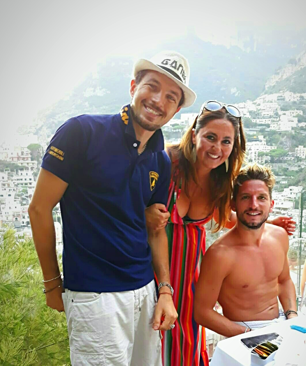VIDEO-Per Dries Mertens una dedica speciale del tenore pop Giuseppe Gambi