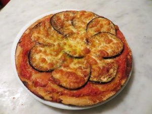 pizza_rustica_aslla_parmigiana-1-620x465