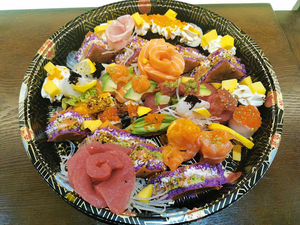 Una cena da asporto da… “Hello Sushi”: il ristorante asiatico che mancava ai piedi del Vesuvio