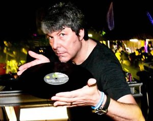 VIDEO-Morto il dj Claudio Coccoluto: il mondo della musica disco perde un mito