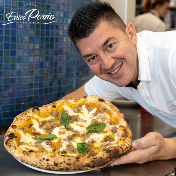 VIDEO-Il maestro pizzaiolo Errico Porzio lancia la sfida per mangiare pizze gratis!