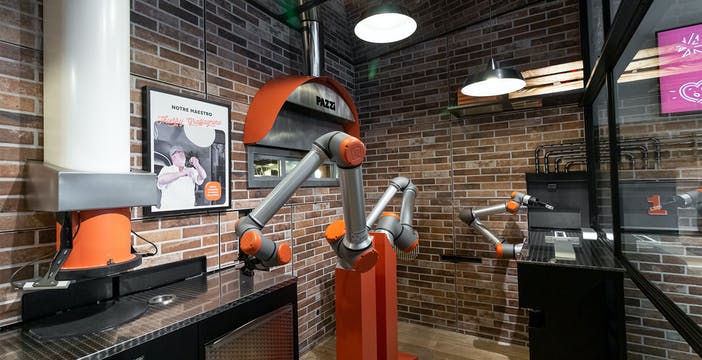 VIDEO-La pizzeria automatizzata completamente gestita da robot