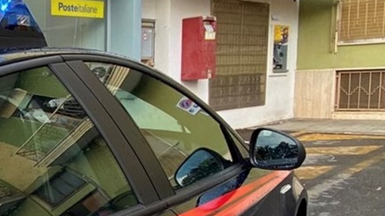 VIDEO-Arrestati dai carabinieri i tre membri della “banda del filo”, rapinatori seriali di anziani e portatori di handicap