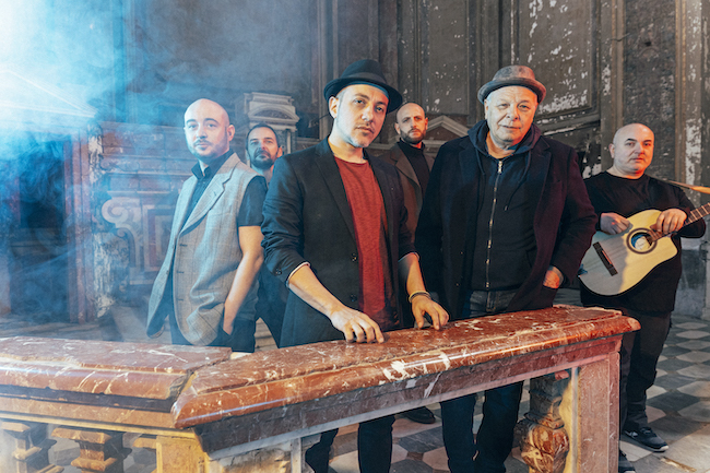 VIDEO-“’Nmiezo a niente”, il nuovo singolo dei Foja feat. Enzo Gragnaniello