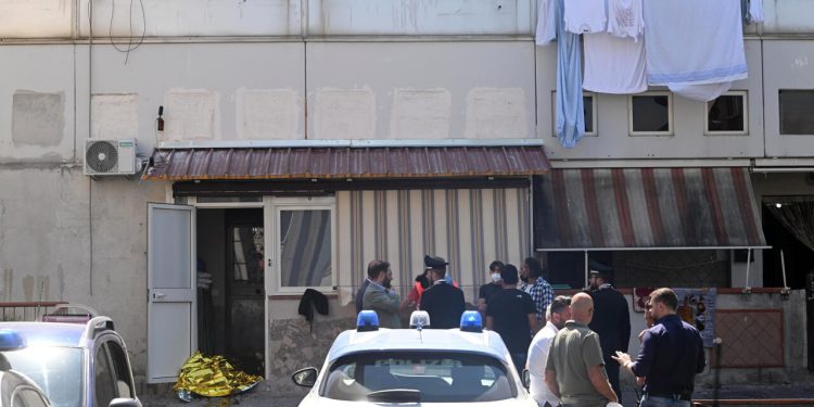 Duplice agguato a Ponticelli: operaio 56enne probabile vittima innocente