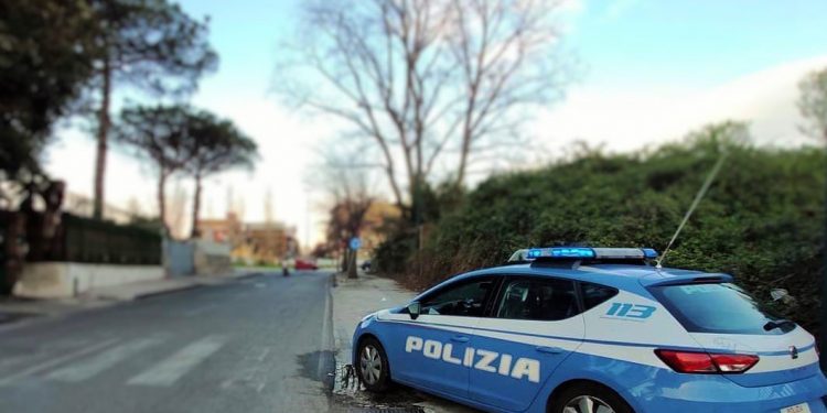 Ponticelli, le forze dell’ordine setacciano le strade: più di 600 persone identificate in due giorni