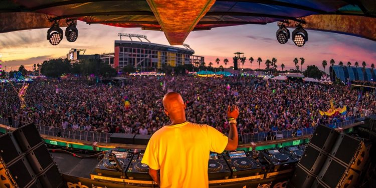 All’Arena Flegrea domenica 18 settembre l’unica data in Italia del dj e producer sudafricano Black Coffee