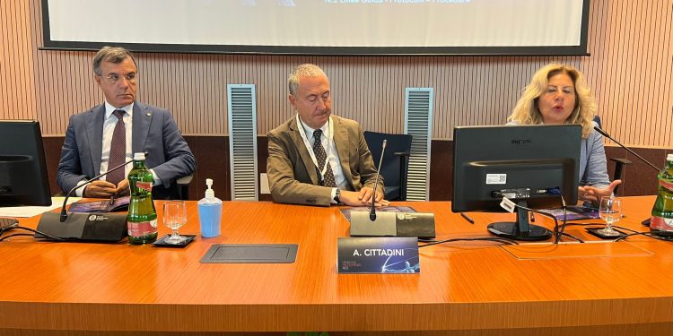 Salute, nuovo progetto da Napoli: “Un braccialetto sostituirà le analisi del sangue”