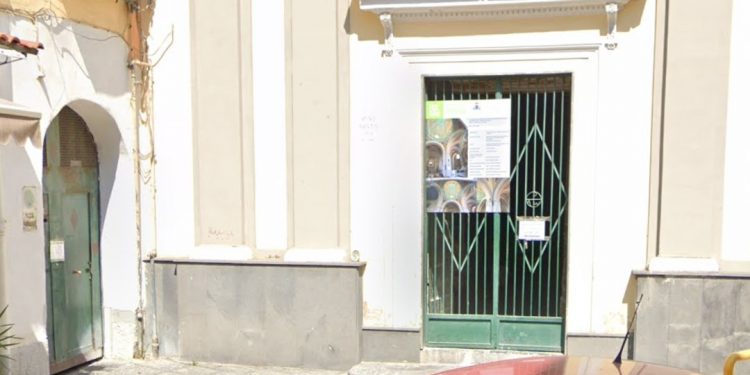 Ponticelli, la denuncia del consigliere De Micco: “paletti abusivi a San Rocco”, una delibera dimostra il contrario