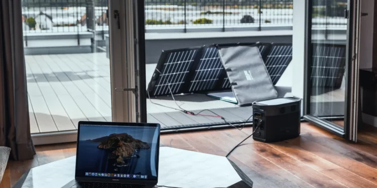 Pannelli fotovoltaici da balcone: una soluzione efficace contro il caro bollette