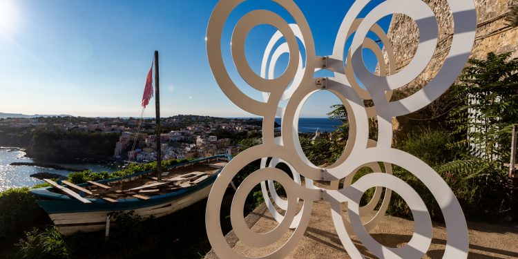 Turismo, a Procida arriva il “Quaderno” per la buona accoglienza