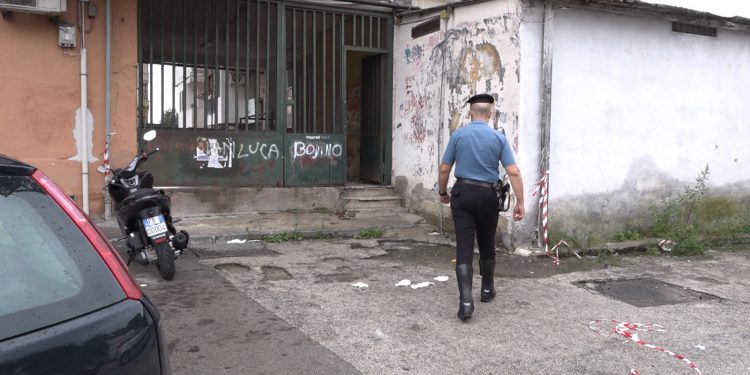 Condannato a morte dal “codice d’onore” il 54enne ucciso al Rione Traiano, aveva abusato di 2 bambini