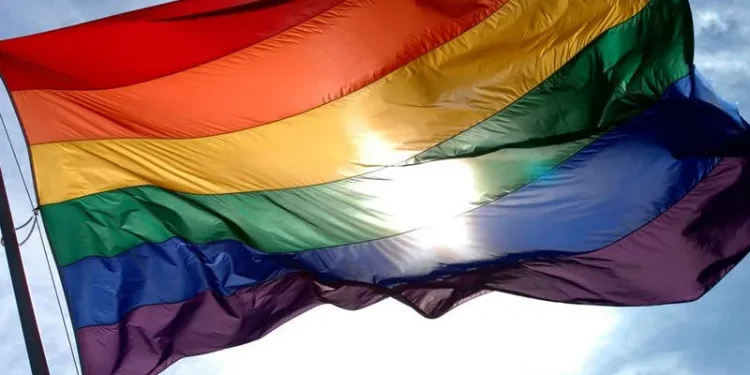 Napoli: in migliaia aderiscono alla marcia per la pace organizzata dalla Regione