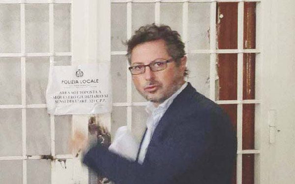 Scorta per il consigliere Borrelli e i familiari, tutela anche per il prete di Pizzofalcone