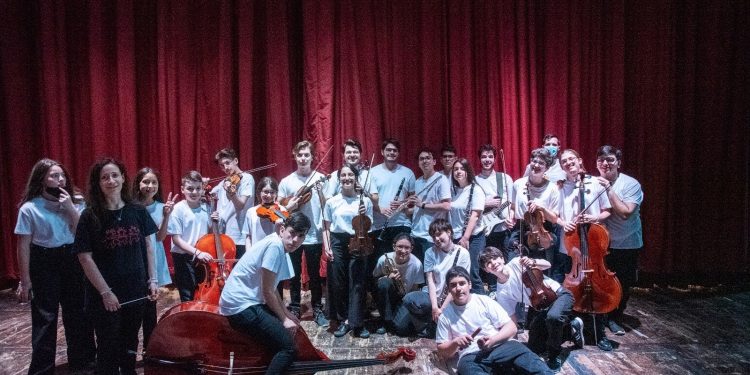 Sabato 5 novembre: “Musica libera tutti”, l’orchestra infantile e giovanile in concerto per “Scampia-il progresso attraverso la cultura”