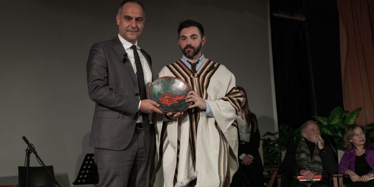 Letteratura, “Ninna nanna delle mosche” di Alessio Arena vince il Premio Procida-Isola di Arturo-Elsa Morante￼