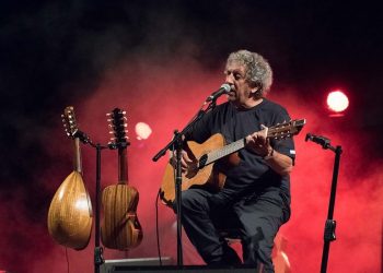 Martedì 27 dicembre, doppio concerto gratuito di Eugenio Bennato al Pierrot di Ponticelli