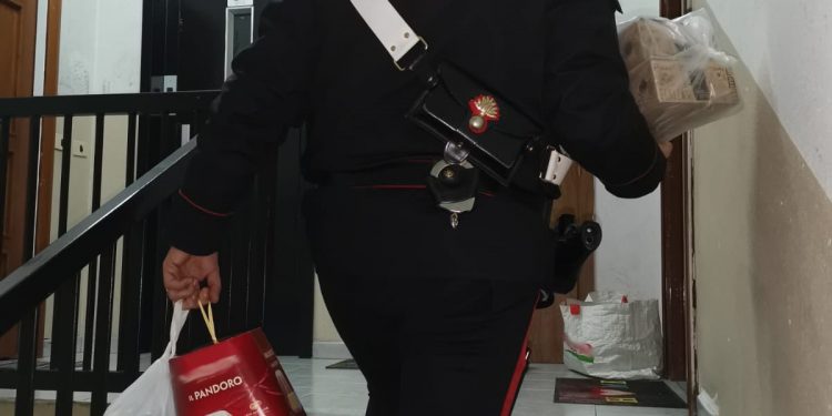 Donna digiuna da tre giorni soccorsa e accudita dai carabinieri nel napoletano