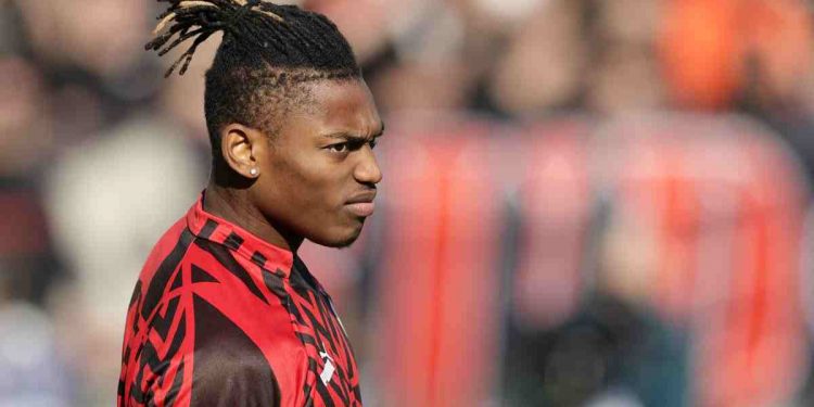 La stella del Milan dice di essere felice in Italia, ma sceglie la preferenza se si trasferisce in Premier League