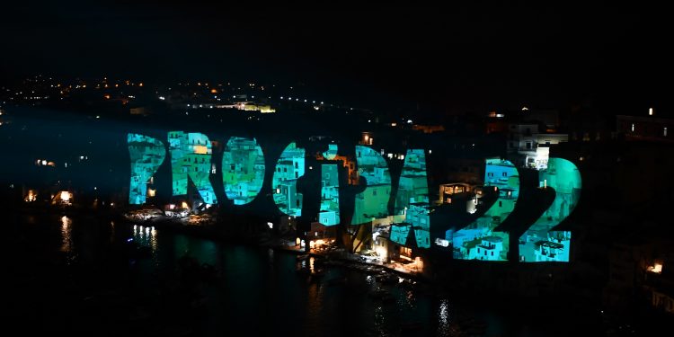 Procida 2022, il saluto della Capitale è un inno al futuro