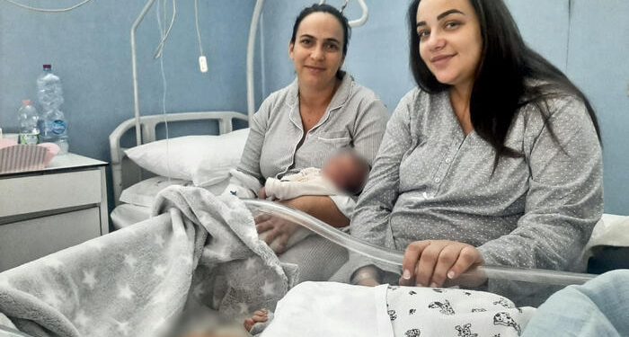 Napoli: madre e figlia partoriscono a circa 24 ore di distanza