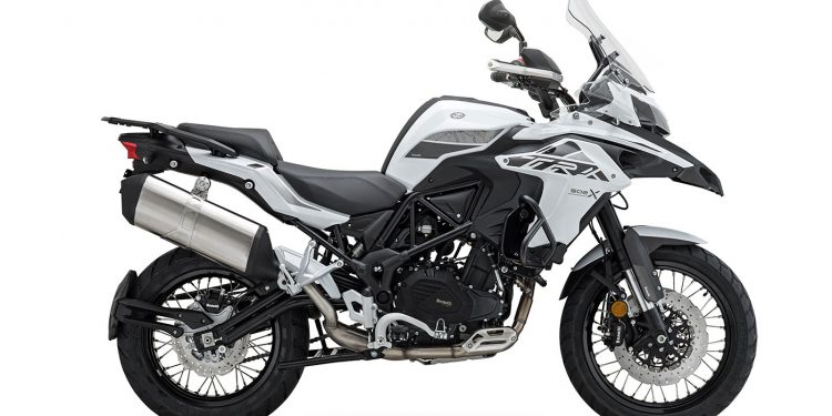 Benelli TRK 502: stile, affidabilità e prestazioni per i viaggi su strada 