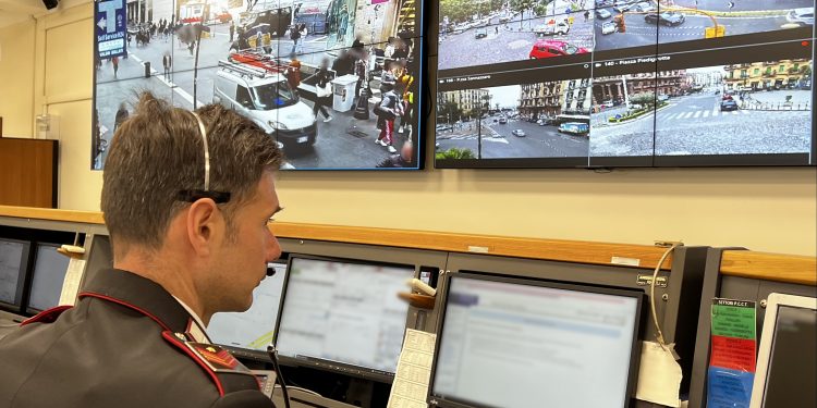 Ritrovata dai carabinieri adolescente scomparsa nel napoletano