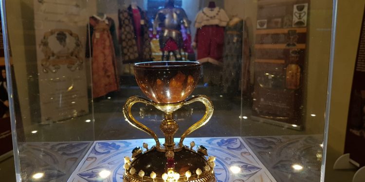 Santo Graal, nasce l’itinerario culturale europeo che unisce Gerusalemme, Roma, Napoli e Valencia