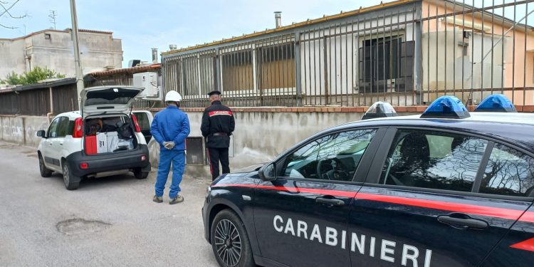 Rubata corrente per circa 152mila euro: carabinieri arrestano proprietario di un ristorante nel napoletano