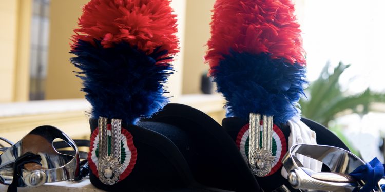 Femminicidi: protocollo d’intesa tra carabinieri e associazioni a favore degli “Orfani Speciali”