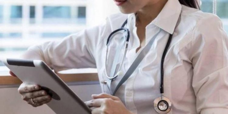 Psichiatra minacciata con una pistola: tragedia sfiorata al Centro di Salute Mentale di Secondigliano