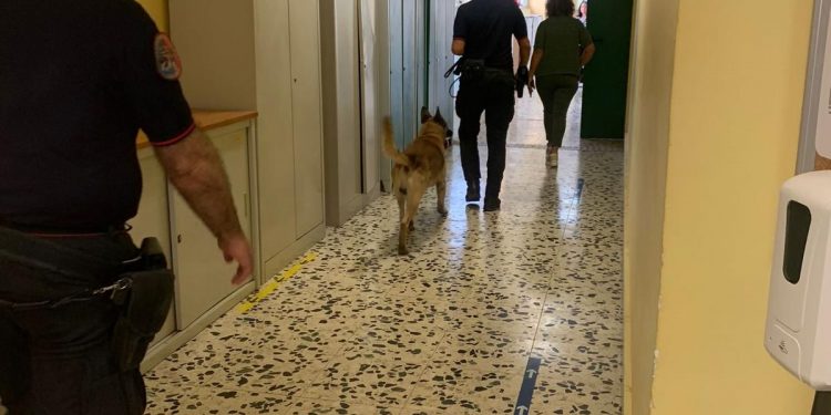 Vomero: controlli dei carabinieri nell’istituto alberghiero “Giustino Fortunato”