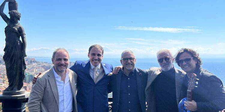 Dal 2 maggio, sui canali-social del Grand Hotel Parker’s di Napoli: “perché è bello tifare Napoli?”