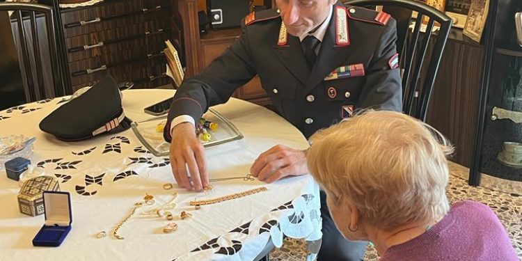 Piano di Sorrento: Carabinieri sventano truffa ad anziana. Arrestato 36enne