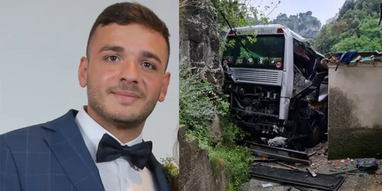 Bus precipitato a Ravello, morto autista 28enne