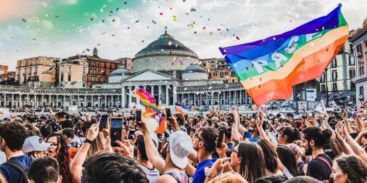 Napoli Pride, coordinamento POV scrive a Manfredi: “Nel 2024 nessuno vada escluso”