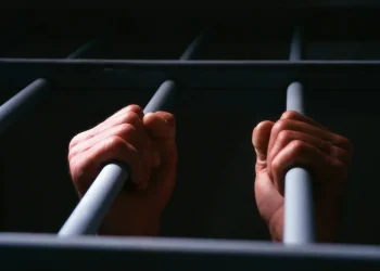 Un boss di Ponticelli fu picchiato in carcere: “punito” dalla camorra per aver molestato un ragazzo