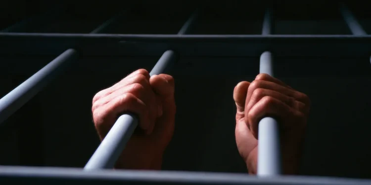 Un boss di Ponticelli fu picchiato in carcere: “punito” dalla camorra per aver molestato un ragazzo