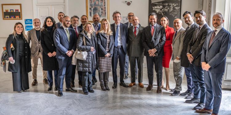 “Le Mani di Napoli” protagonista al Pitti Uomo di Firenze, si rafforza l’asse Manfredi Nardella in nome dell’alta moda