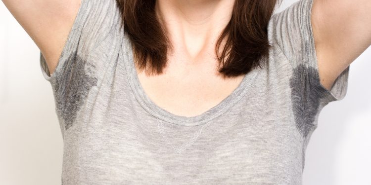 Puzza di sudore addio: ecco come eliminare i cattivi odori con metodi naturali