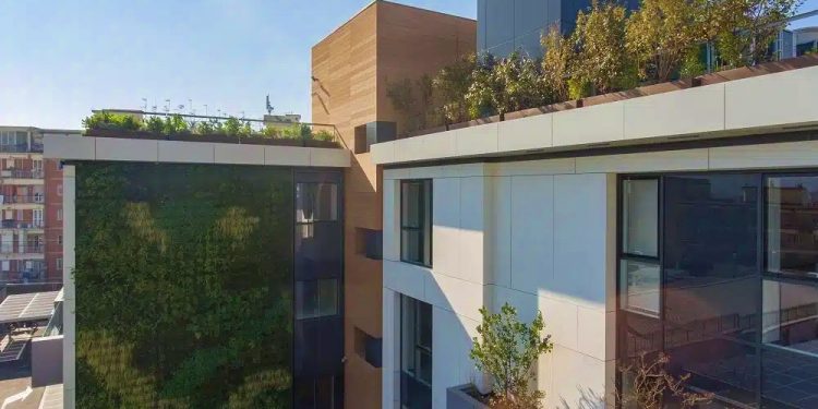 Sostenibilità, a Napoli l’edificio più green e moderno del Sud Italia