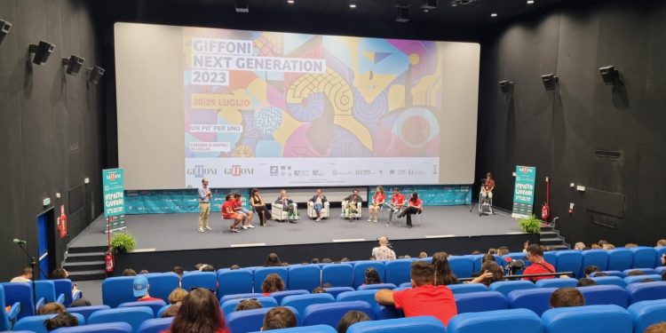 La ‘Voce dei giovani’ di Napoli nello short movie ‘Un po’ per uno”